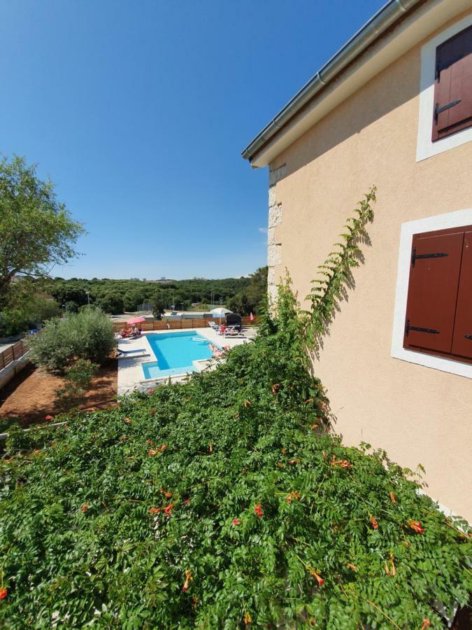 Apartments Borghetto Vinkuran Dış mekan fotoğraf