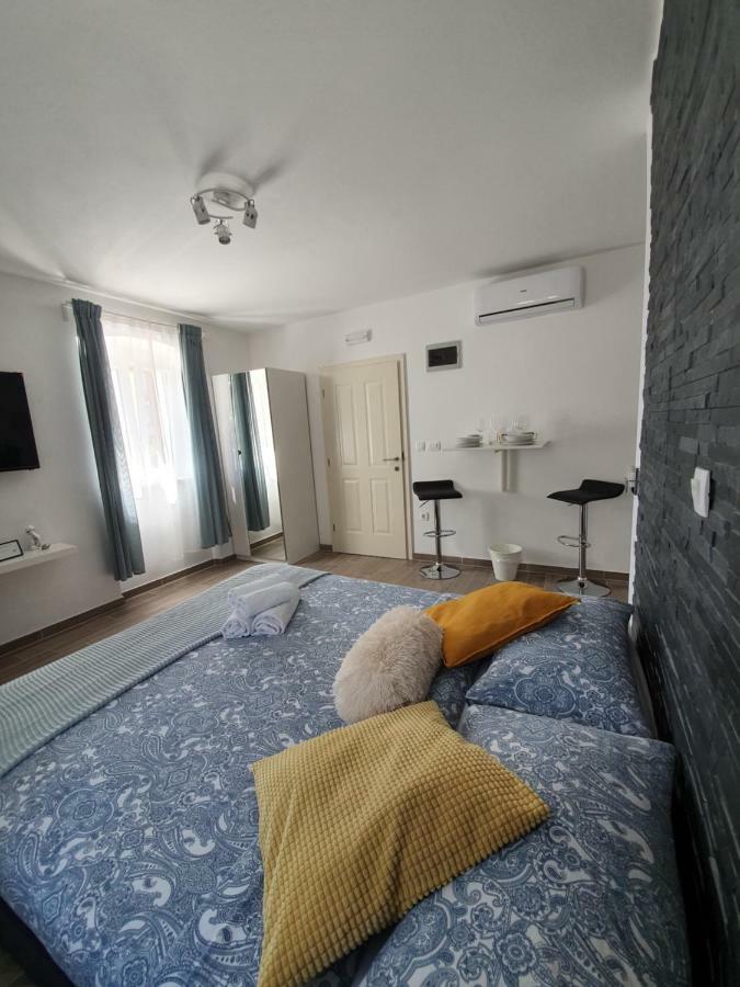Apartments Borghetto Vinkuran Dış mekan fotoğraf